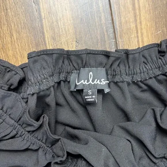 Lulu's size S Black Ruched Blouse Flowy Elastic Cuffs wide Round Neck Long Sleev - Picture 7 of 11